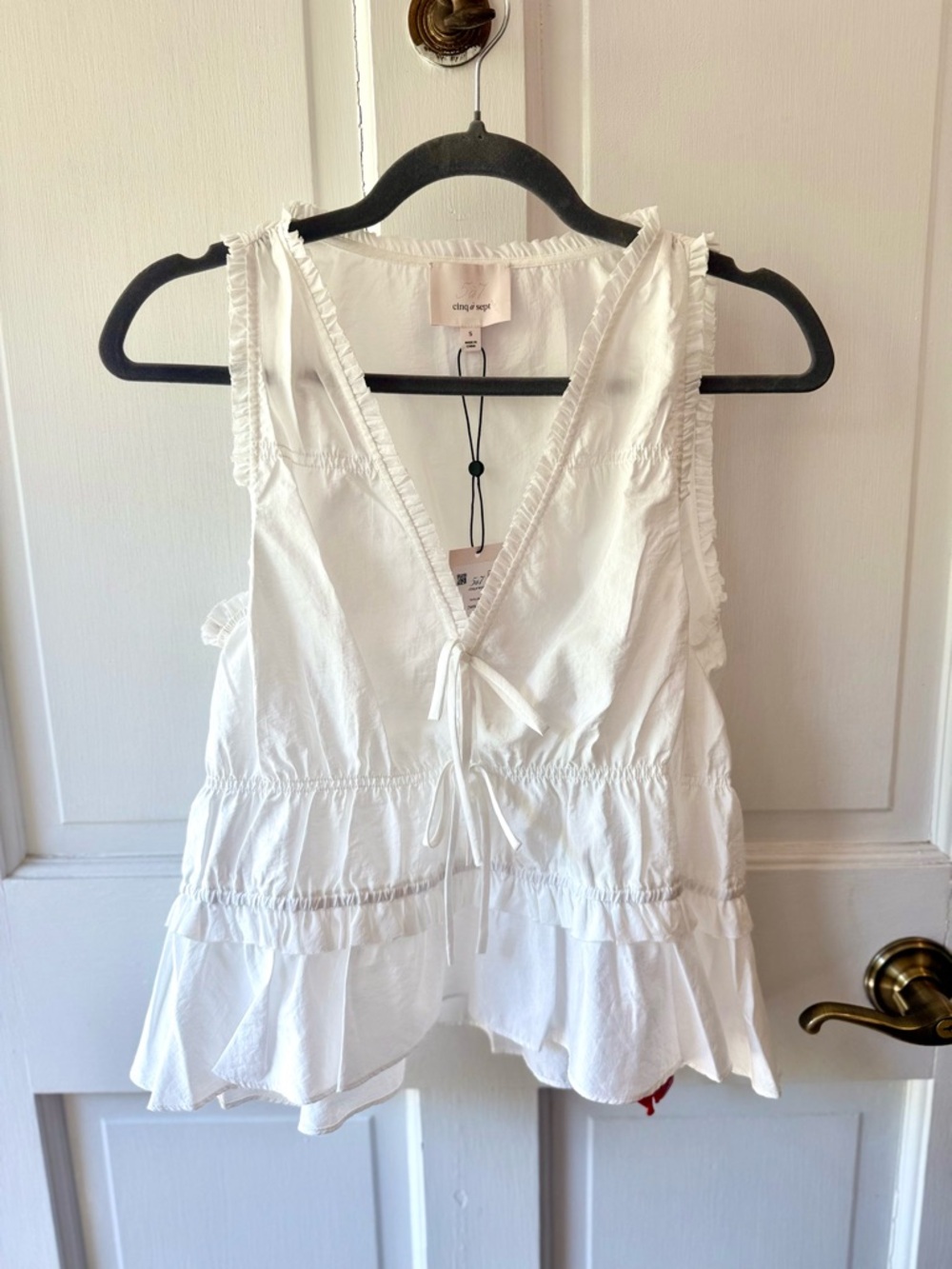 Cinq A Sept White Ruffle Tie-Front Sleeveless Blouse